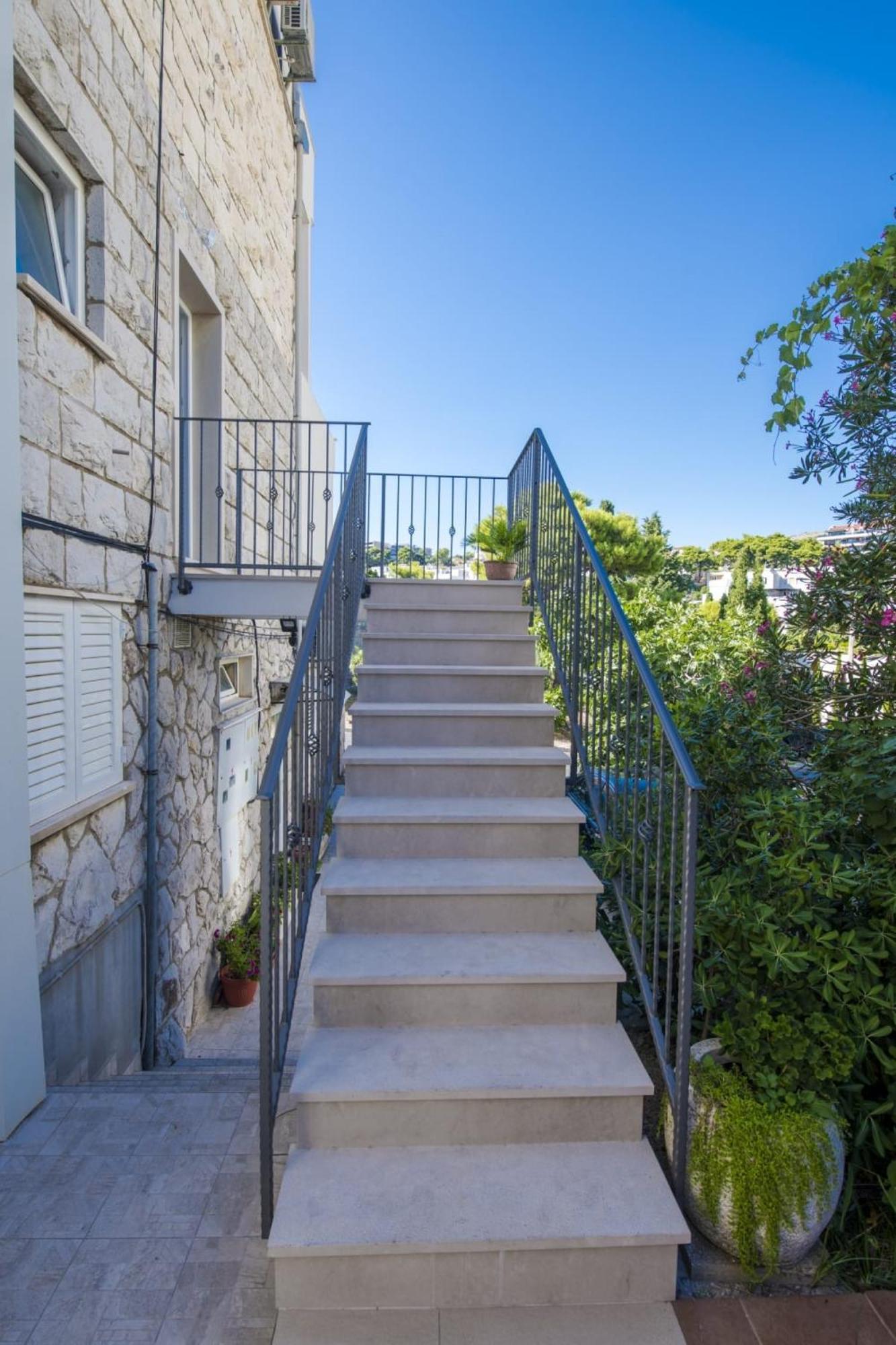 Apartment & Rooms Primi With Free Parking Dubrovnik Bagian luar foto