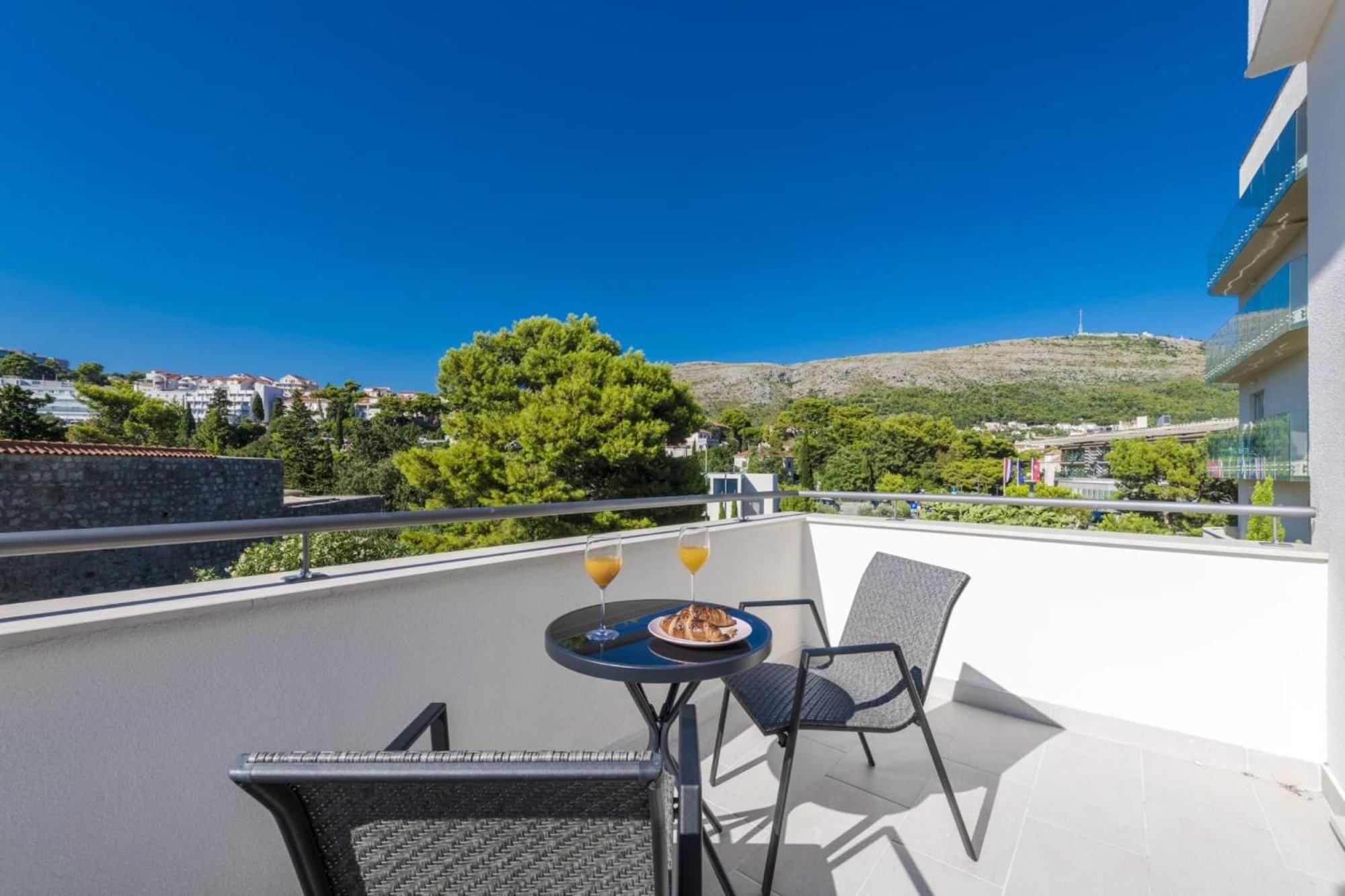 Apartment & Rooms Primi With Free Parking Dubrovnik Bagian luar foto